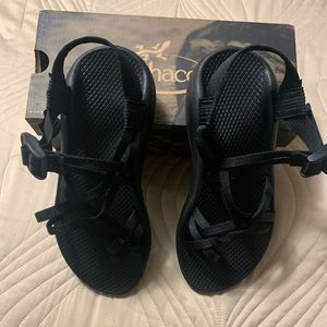 Chaco Shoes - Chacos Size 7 Chaco Shoes - Chacos Size 7